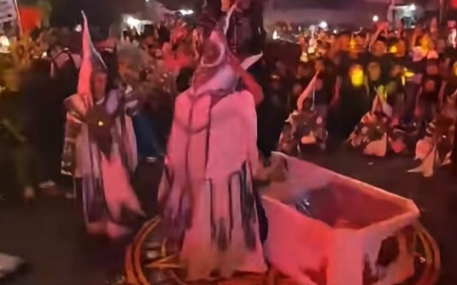Simbang Kulon Night Carnival Disorot soal Adegan Sembelih Kambing, Dikaitkan Ritual Satanic