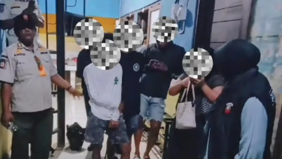 Kos-Kosan Disidak Malam Hari, Satpol PP Bojonegoro Temukan Pasangan dan Pesta Miras